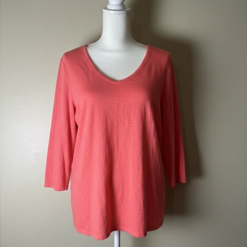 Chico's Women's size 2 Coral V-Neck Top